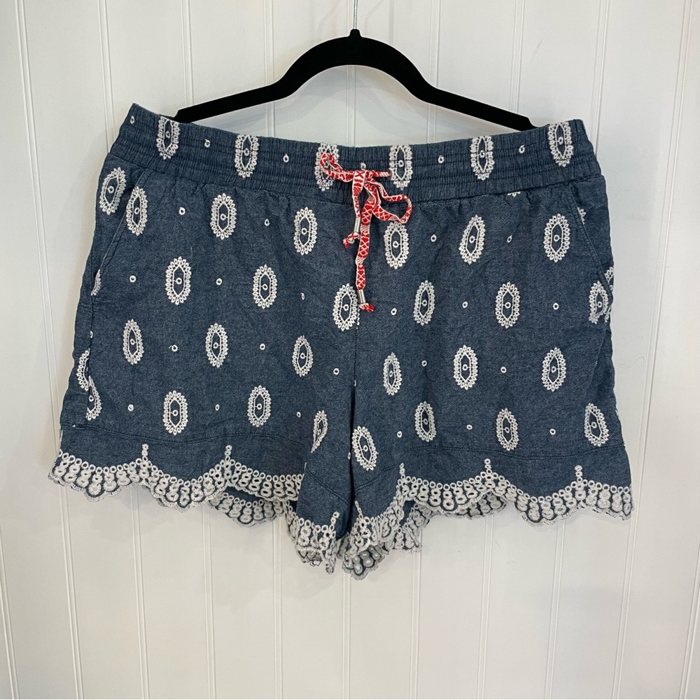 ⭐️Host Pick⭐️Anthropologie Ett:twa Chambray Eyelet Shorts Blue White Paisley Med